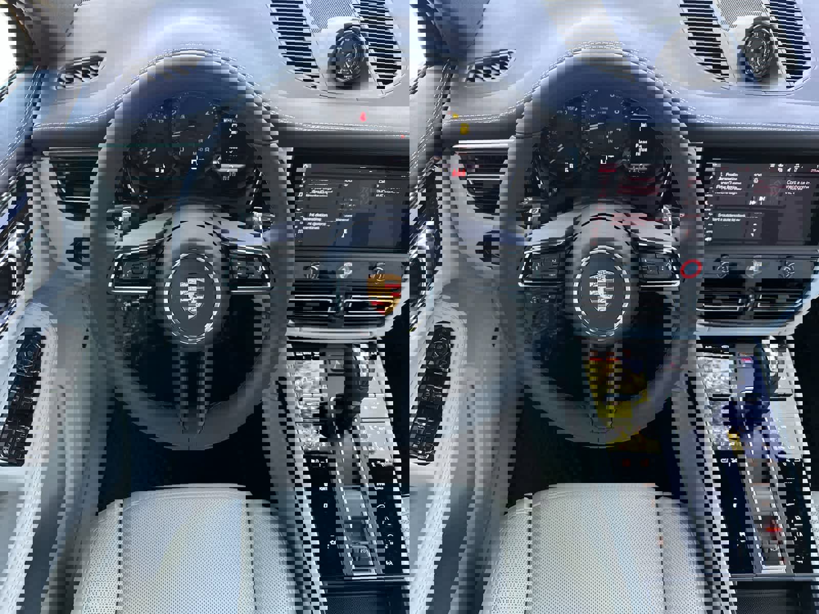 New 2026 Porsche Macan AWD/4WD image 15