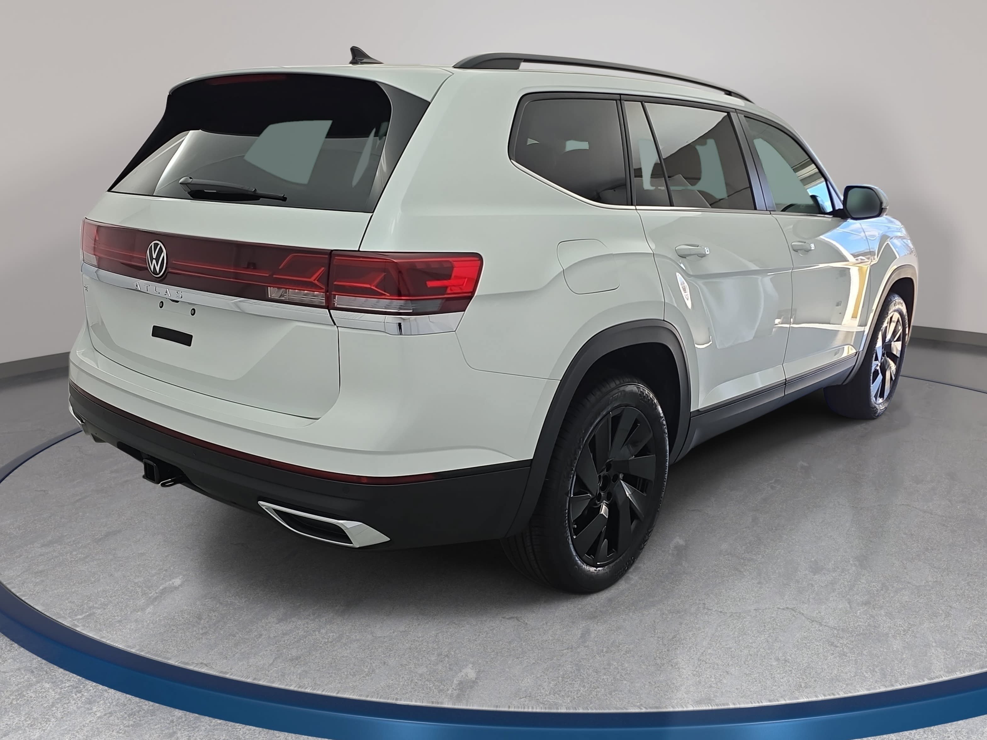 New 2026 Volkswagen Atlas SE FWD image 5