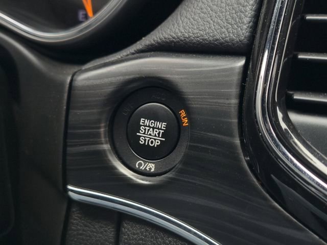 Used 2022 Jeep Grand Cherokee Limited image 15