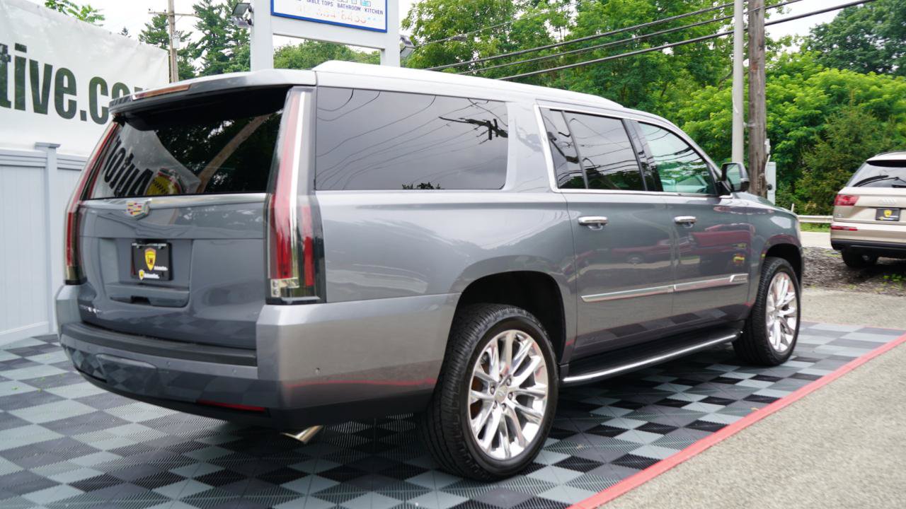 Used 2019 Cadillac Escalade ESV Luxury AWD/4WD image 11