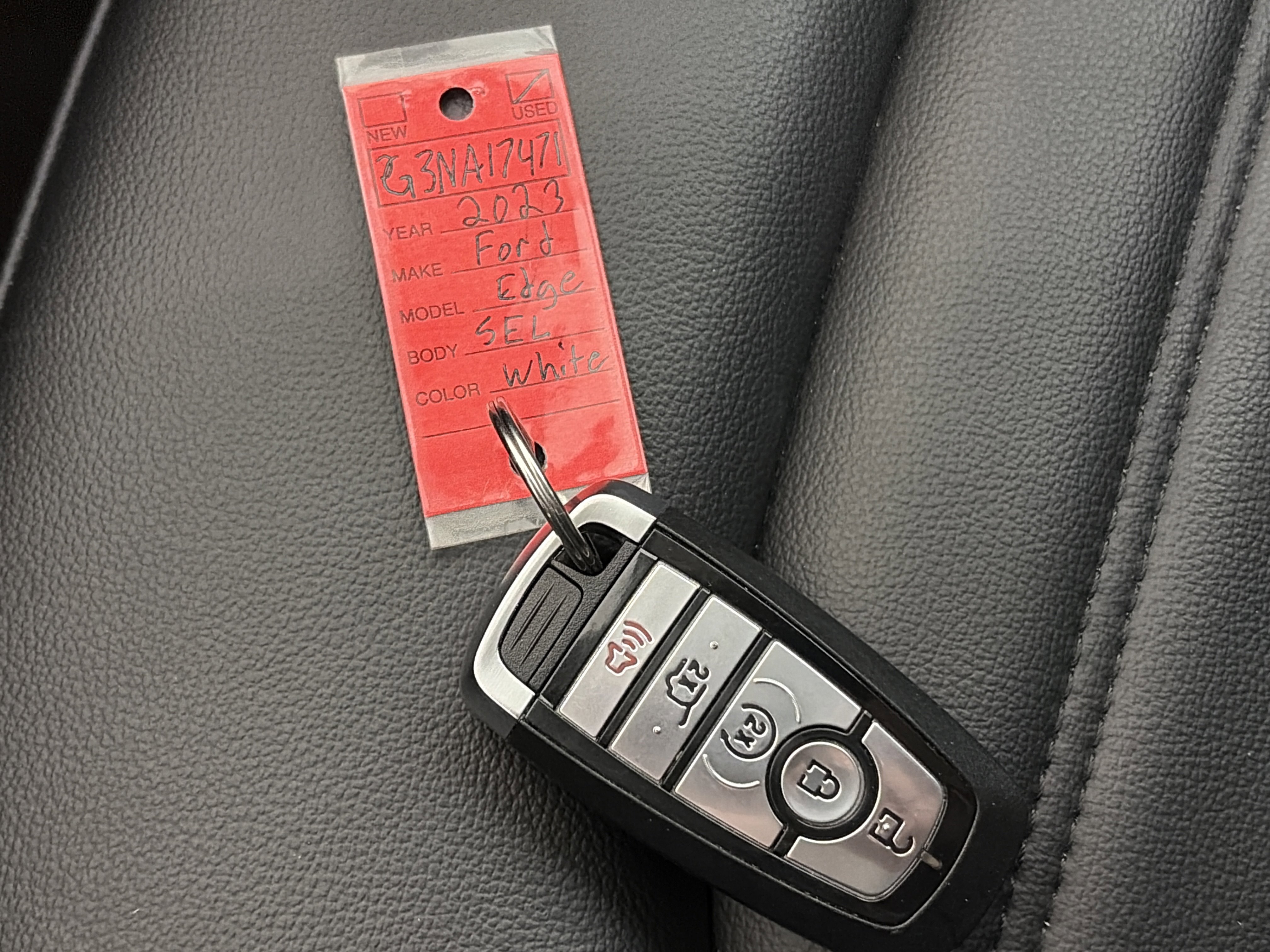 Used 2023 Ford Edge SEL image 36