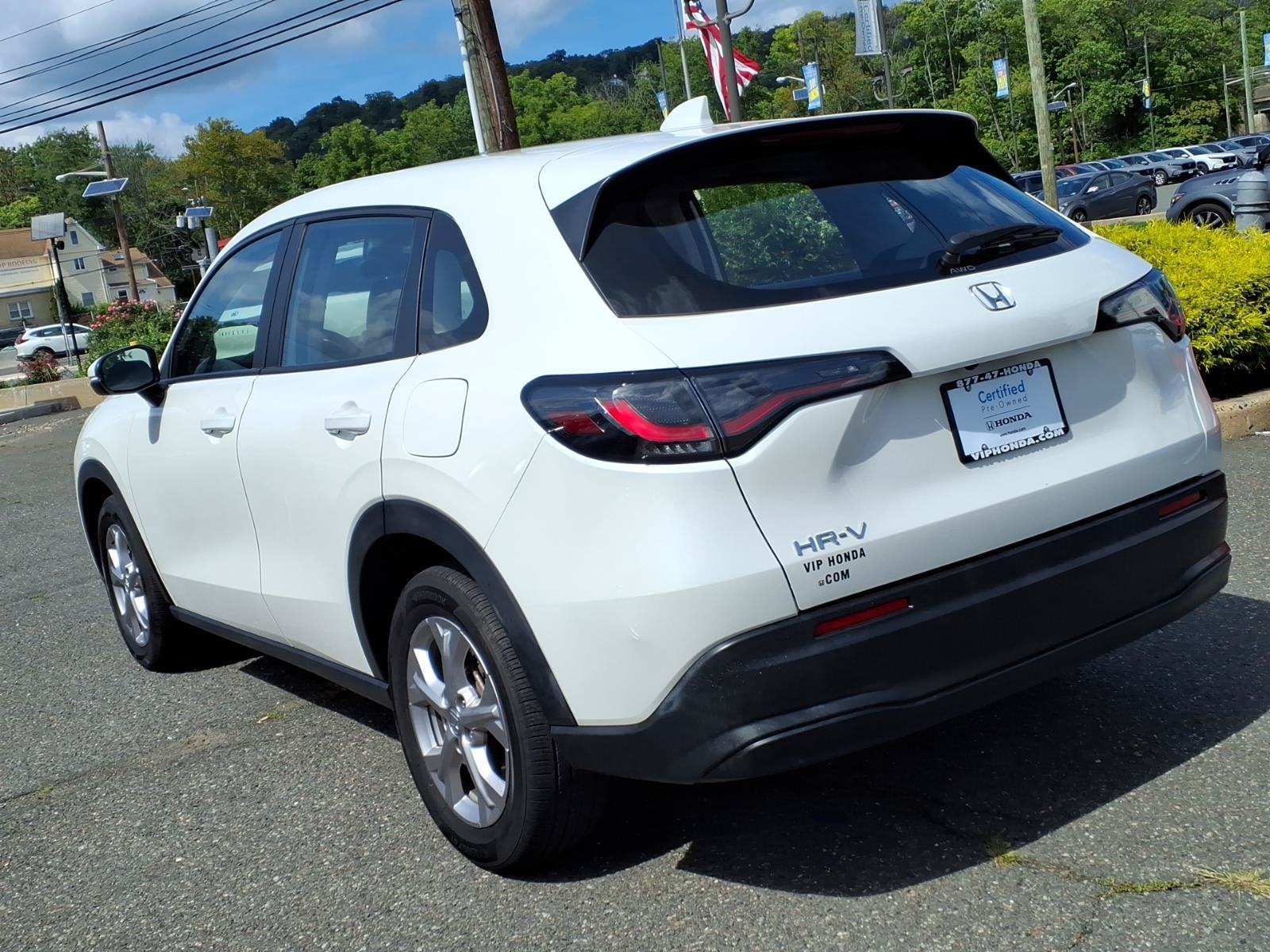 Certified 2024 Honda HR-V LX image 4