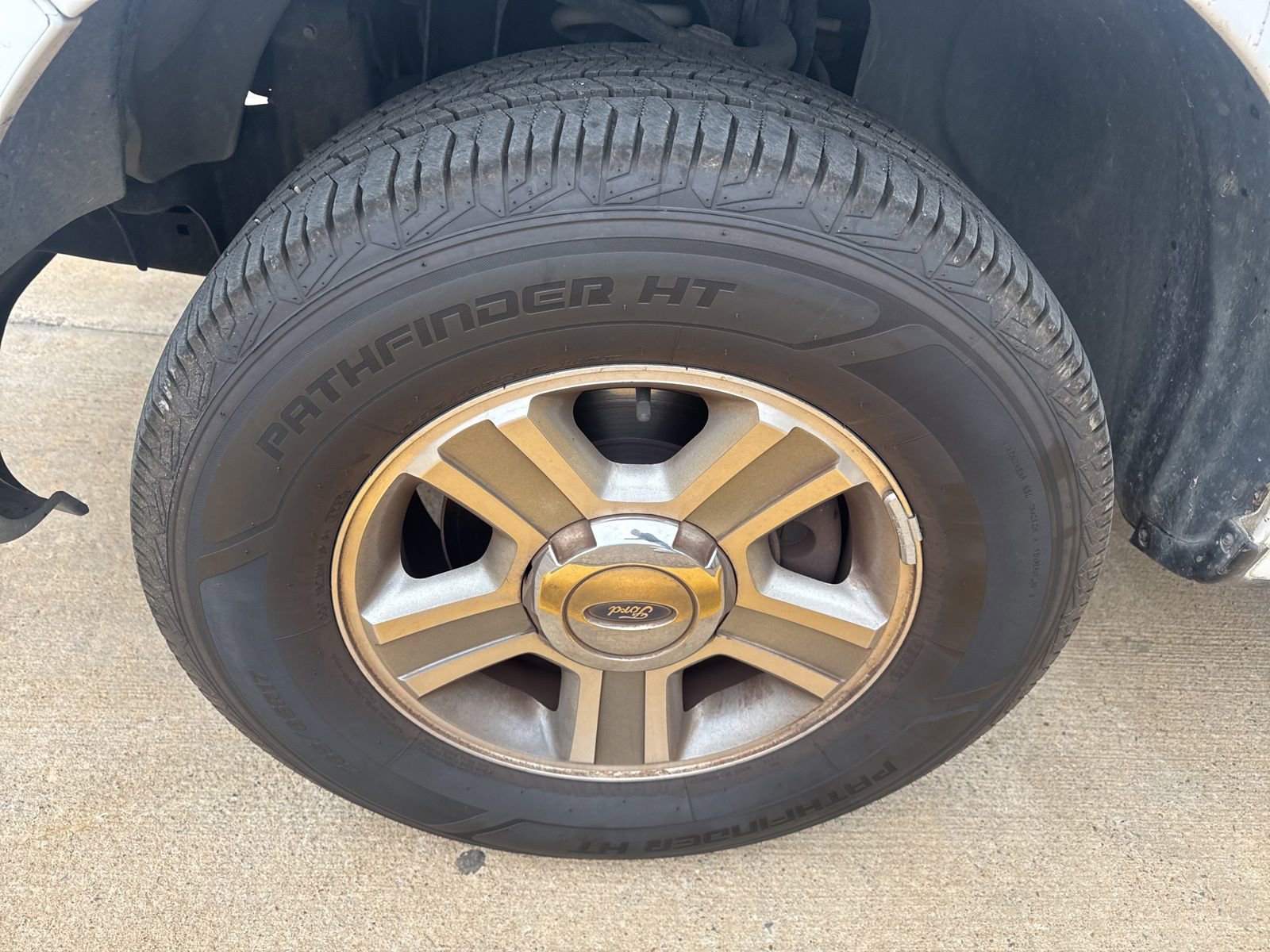 Used 2006 Ford F150 XLT image 13