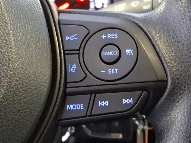 Certified 2022 Toyota RAV4 LE image 28