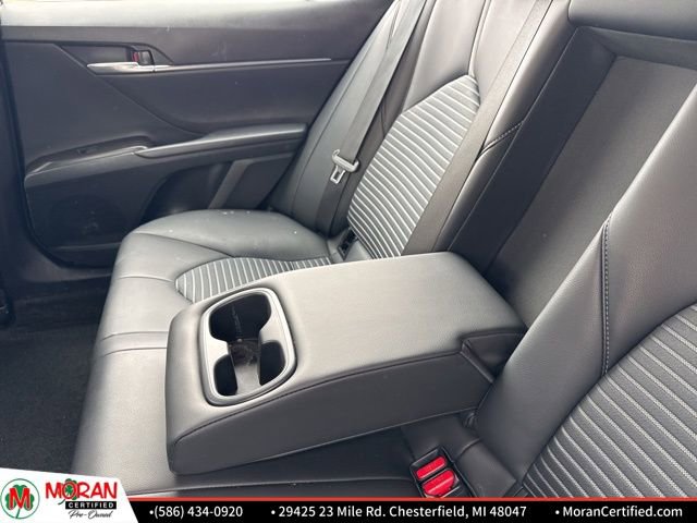 Used 2024 Toyota Camry SE image 23