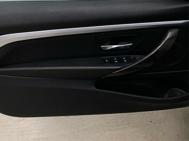 Used 2017 BMW 430i xDrive Convertible AWD/4WD image 25