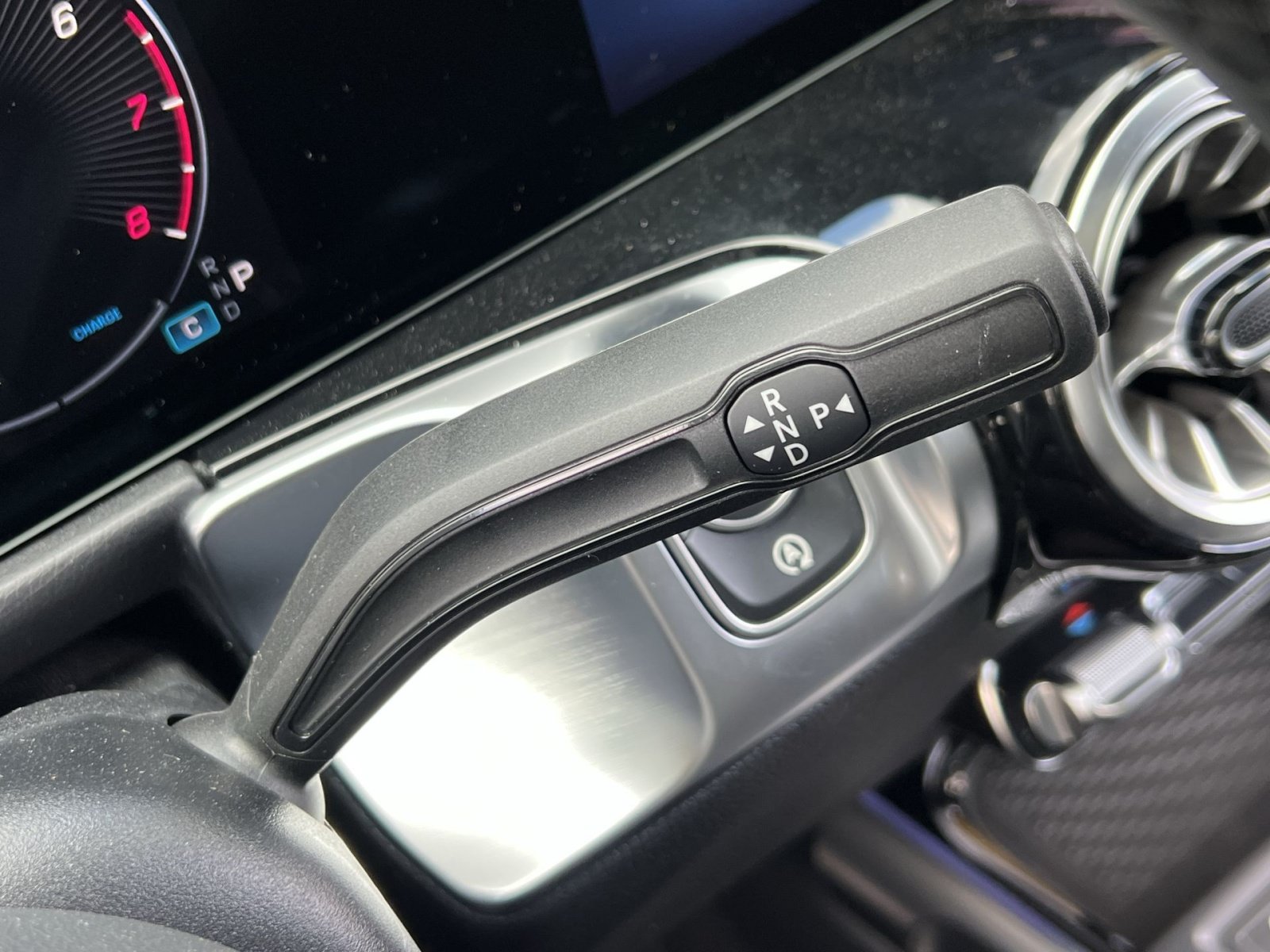New 2026 Mercedes-Benz GLB 250 4MATIC image 27