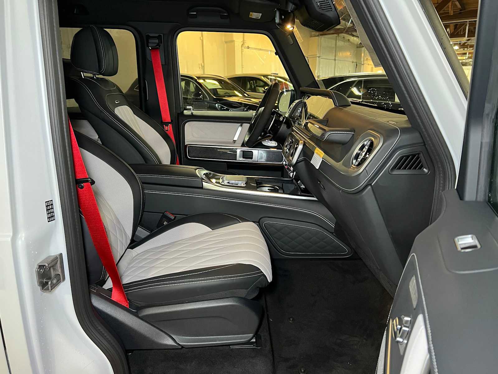 New 2025 Mercedes-Benz G 63 AMG 4MATIC image 12