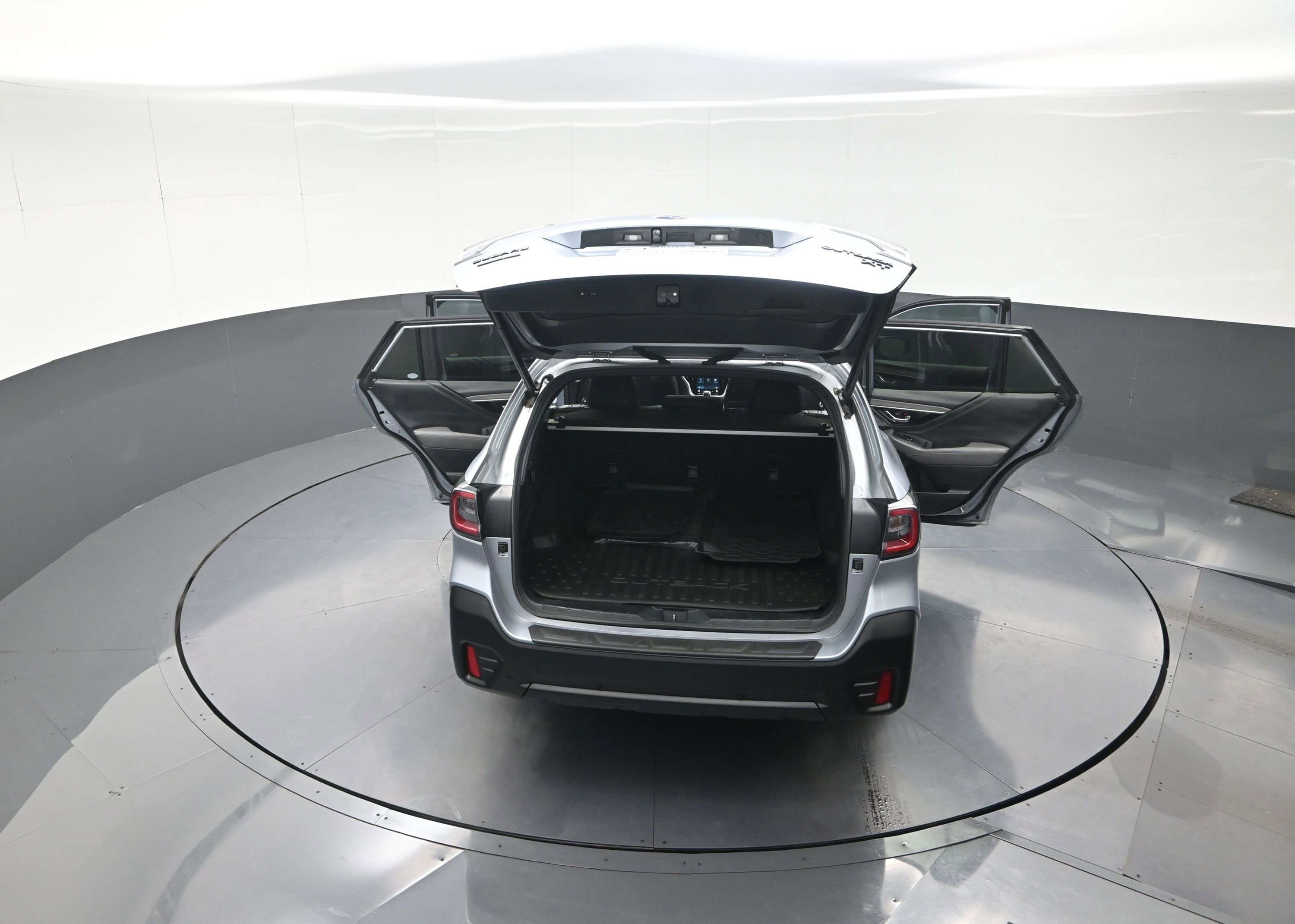 Used 2021 Subaru Outback Onyx Edition XT image 13