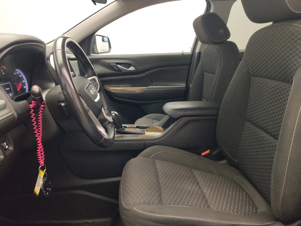 Used 2019 GMC Acadia SLE FWD image 17