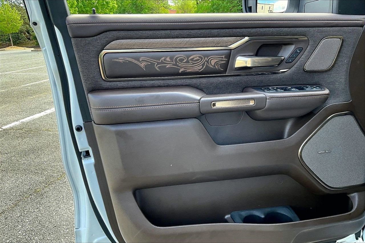 Used 2025 RAM 1500 Limited AWD/4WD image 28