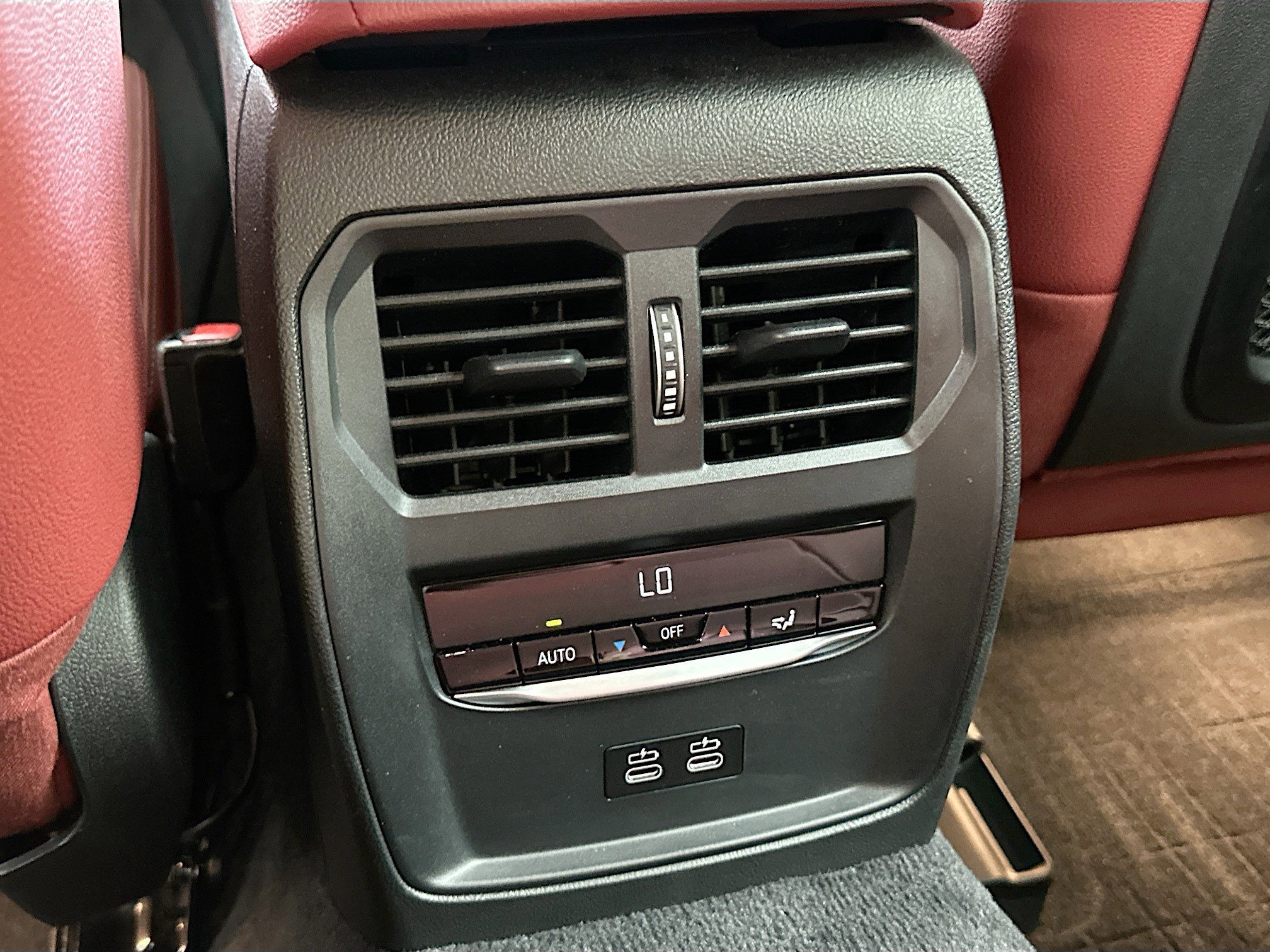 Used 2023 BMW i4 eDrive35 w/ Parking Assistance Package image 25