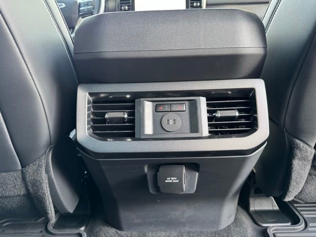 Used 2026 Ford F250 Platinum w/ Tremor Off-Road Package AWD/4WD image 17