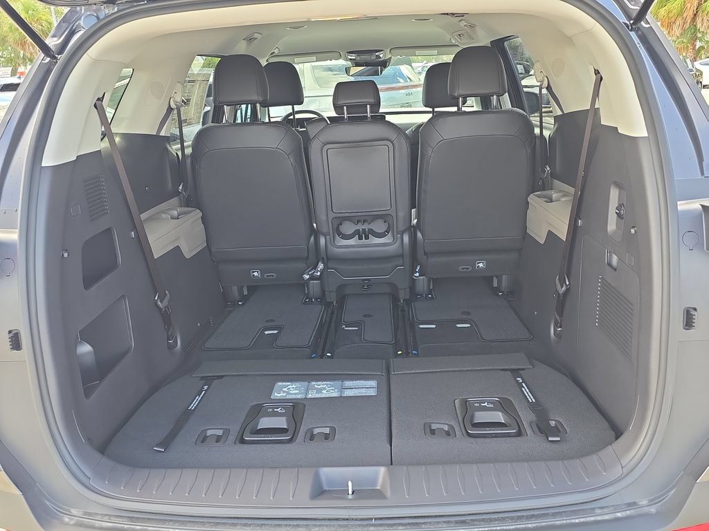 New 2027 Kia Carnival FWD image 10