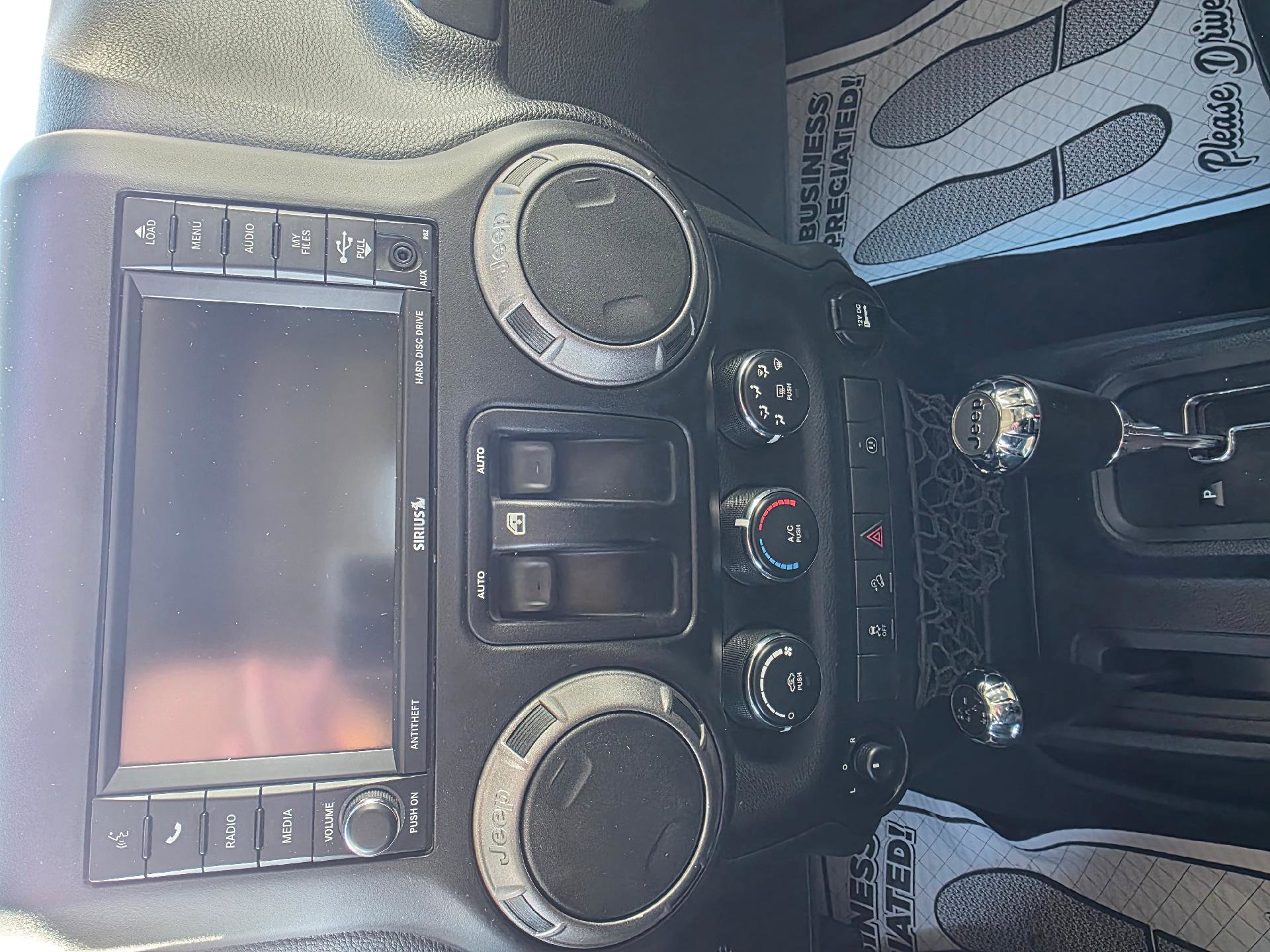 Used 2017 Jeep Wrangler Sport image 18