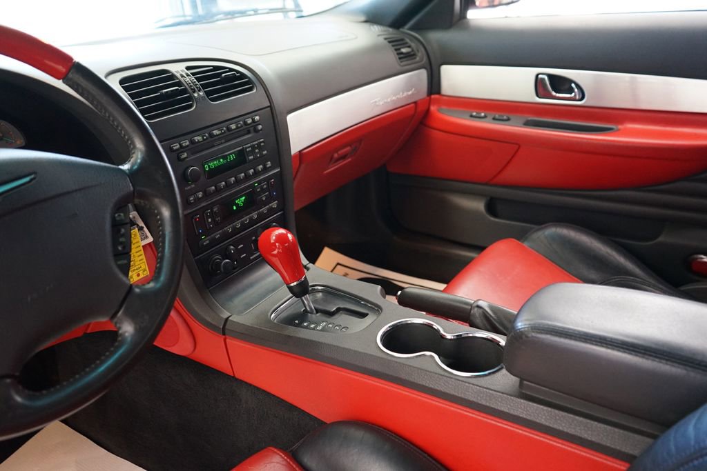 Used 2002 Ford Thunderbird RWD image 7
