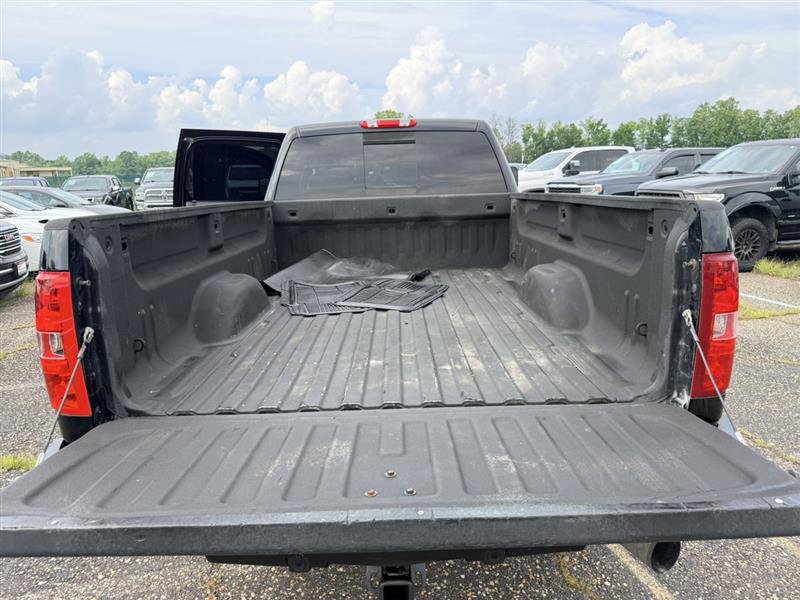 Used 2008 Chevrolet Silverado 3500 LTZ w/ Suspension Package, Off-Road AWD/4WD image 22