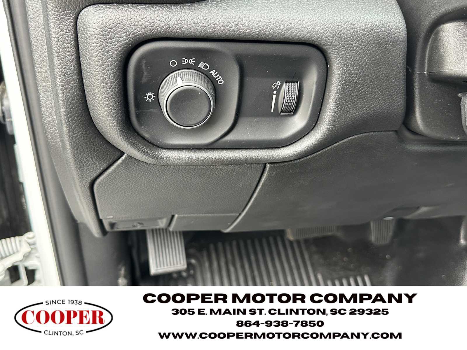 Used 2024 RAM 4500 Tradesman image 28