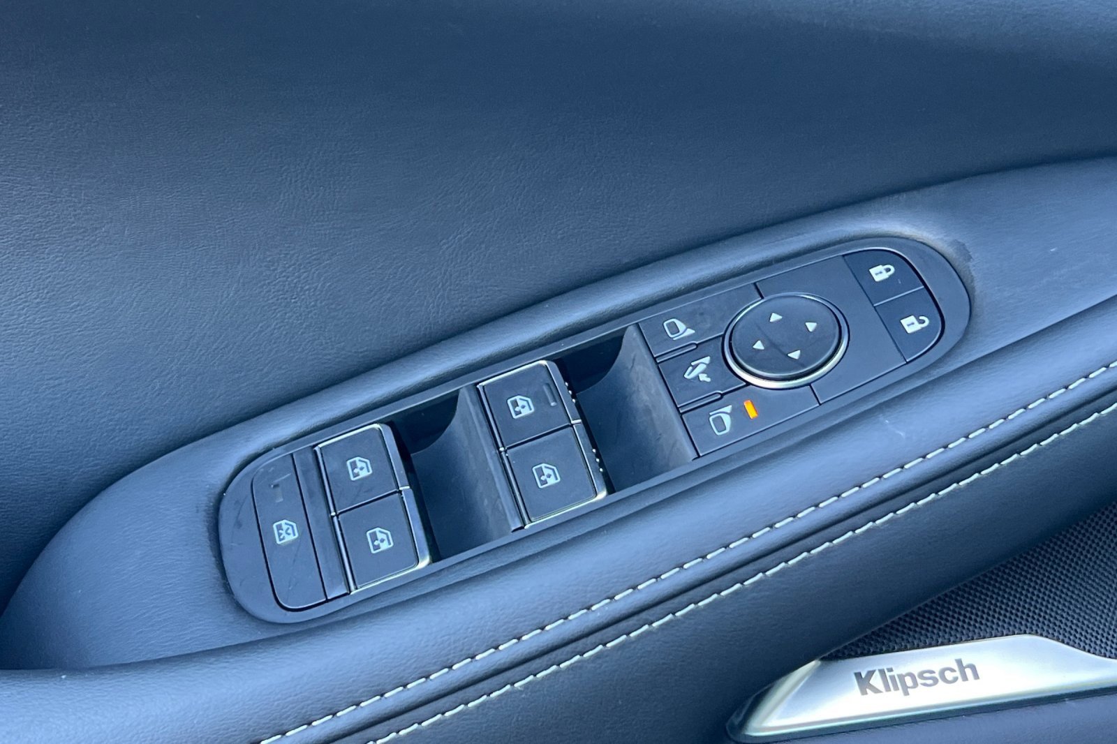 New 2026 INFINITI QX60 Luxe w/ Cargo Package image 11