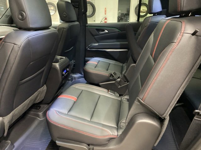 New 2026 Chevrolet Traverse RS w/ LPO, Floor Liner Package image 30