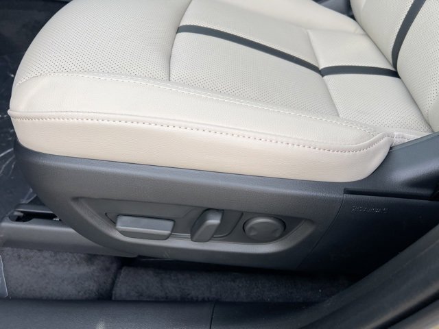New 2025 MAZDA CX-70 Plug-In Hybrid w/ Premium Pkg image 19
