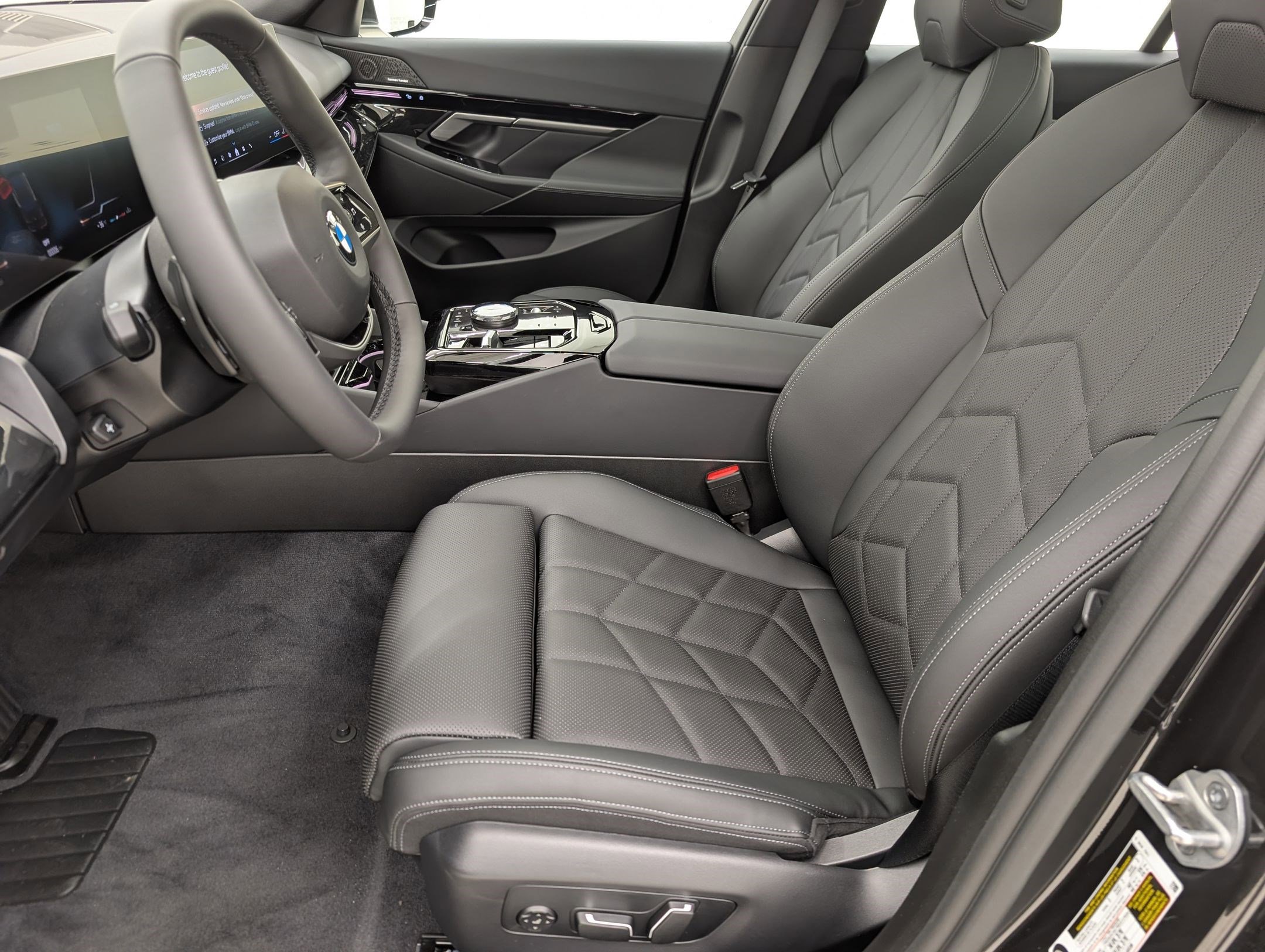 New 2026 BMW 530i w/ Premium Package RWD image 5