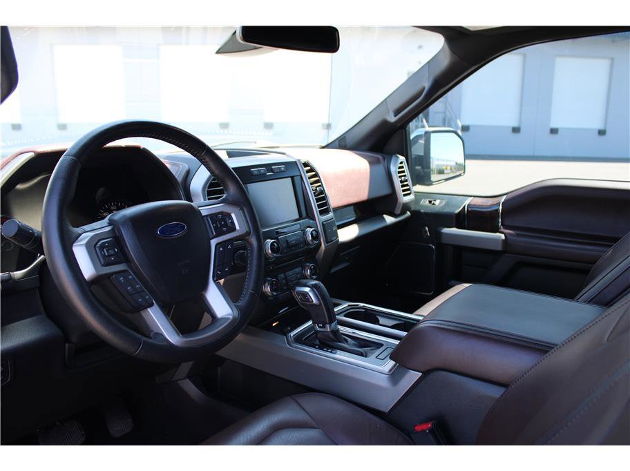 Used 2015 Ford F150 Platinum w/ Technology Package image 8