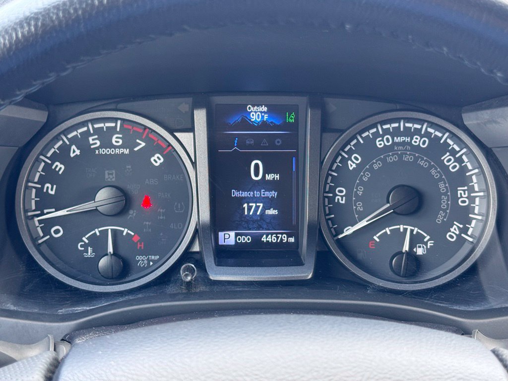 Used 2023 Toyota Tacoma TRD Off-Road w/ Technology Package AWD/4WD image 13