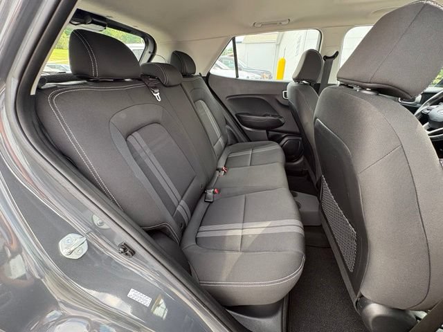 Used 2023 Hyundai Venue SEL FWD image 27