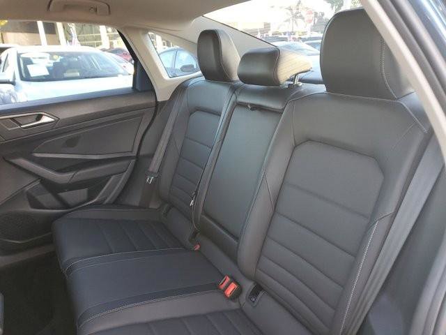 Used 2021 Volkswagen Jetta SEL image 19
