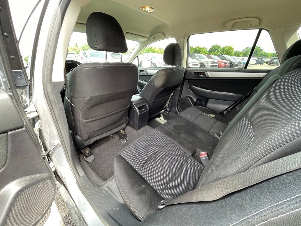 Used 2017 Subaru Outback 2.5i Premium AWD/4WD image 26