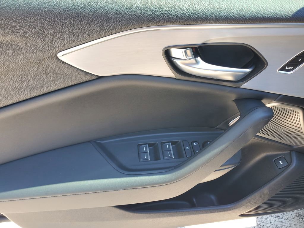 Used 2023 Acura TLX w/ Technology Package FWD image 18