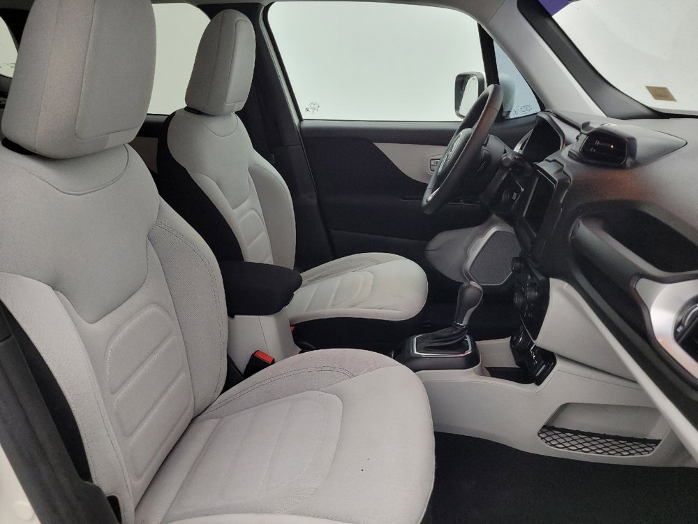 Used 2021 Jeep Renegade Latitude image 21