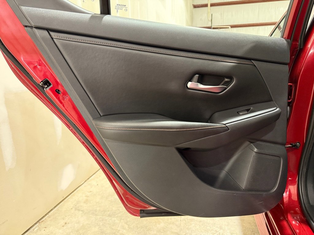 Used 2023 Nissan Sentra SR w/ Electronics Package image 22