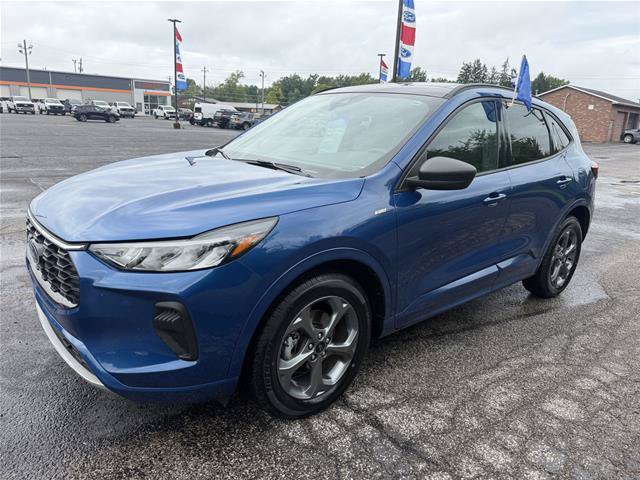 Certified 2023 Ford Escape ST-Line w/ Tech Pack #1 AWD/4WD image 16