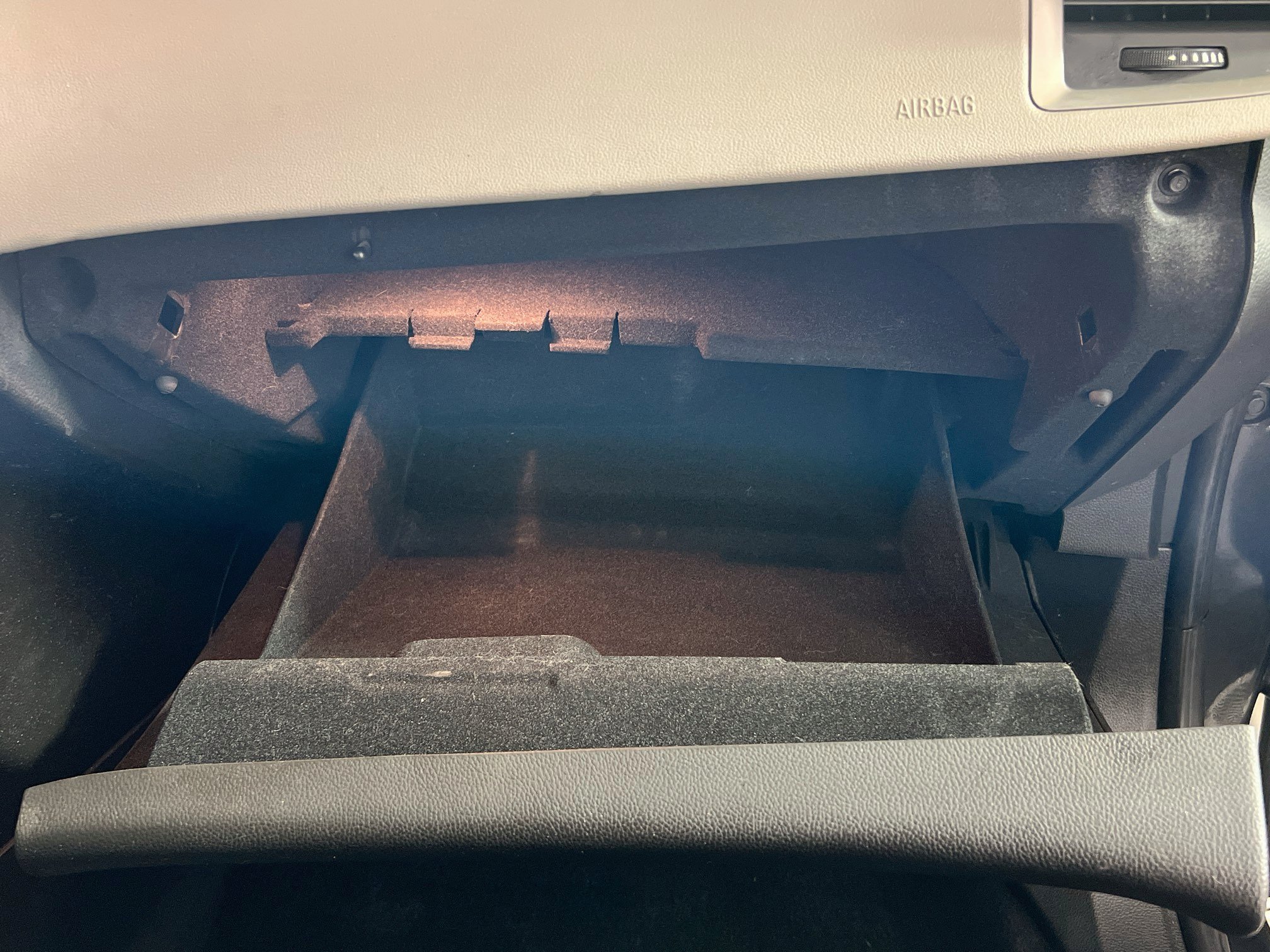 Used 2014 Buick Verano FWD image 35