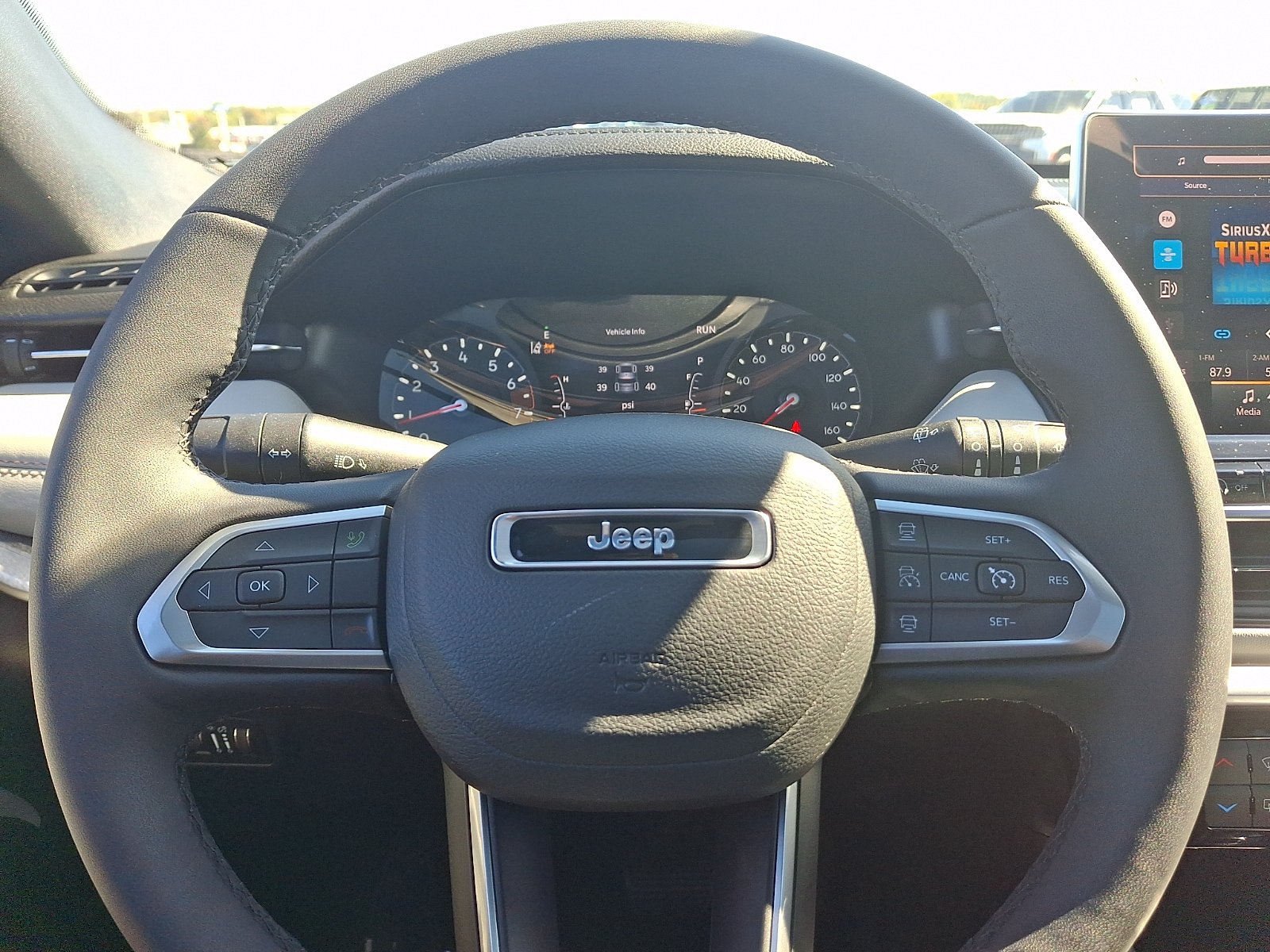Certified 2025 Jeep Compass Limited w/ Sun & Sound Group AWD/4WD image 19