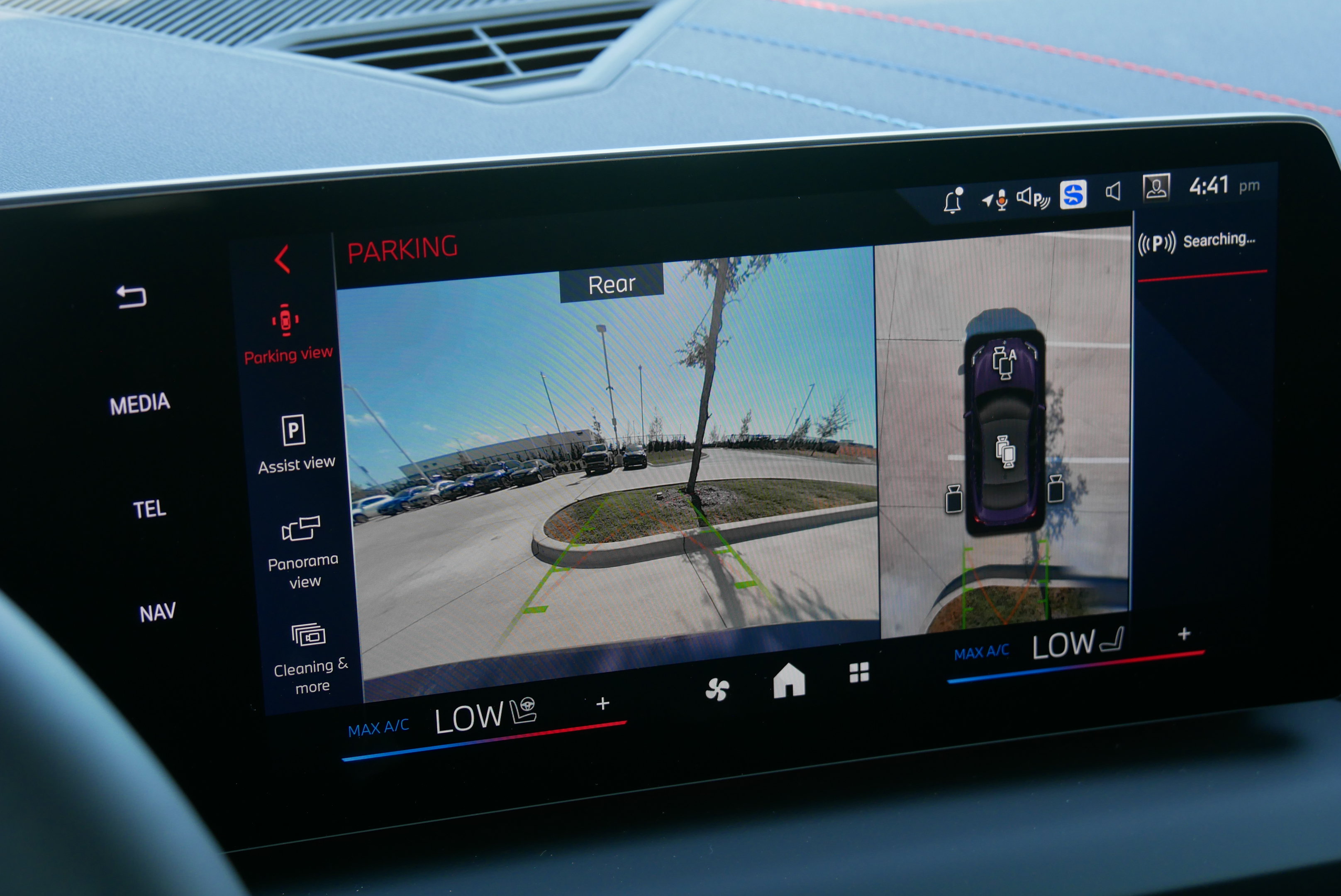New 2026 BMW 228i w/ Technology Package FWD image 17