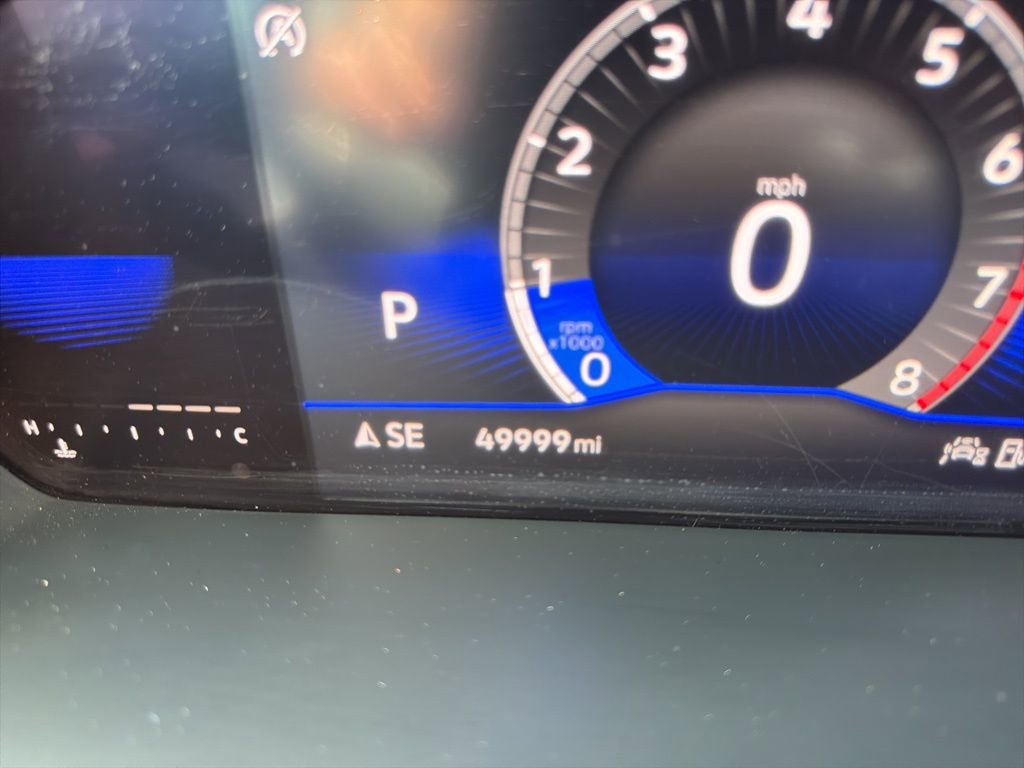 Used 2023 Volkswagen Tiguan SE FWD image 31