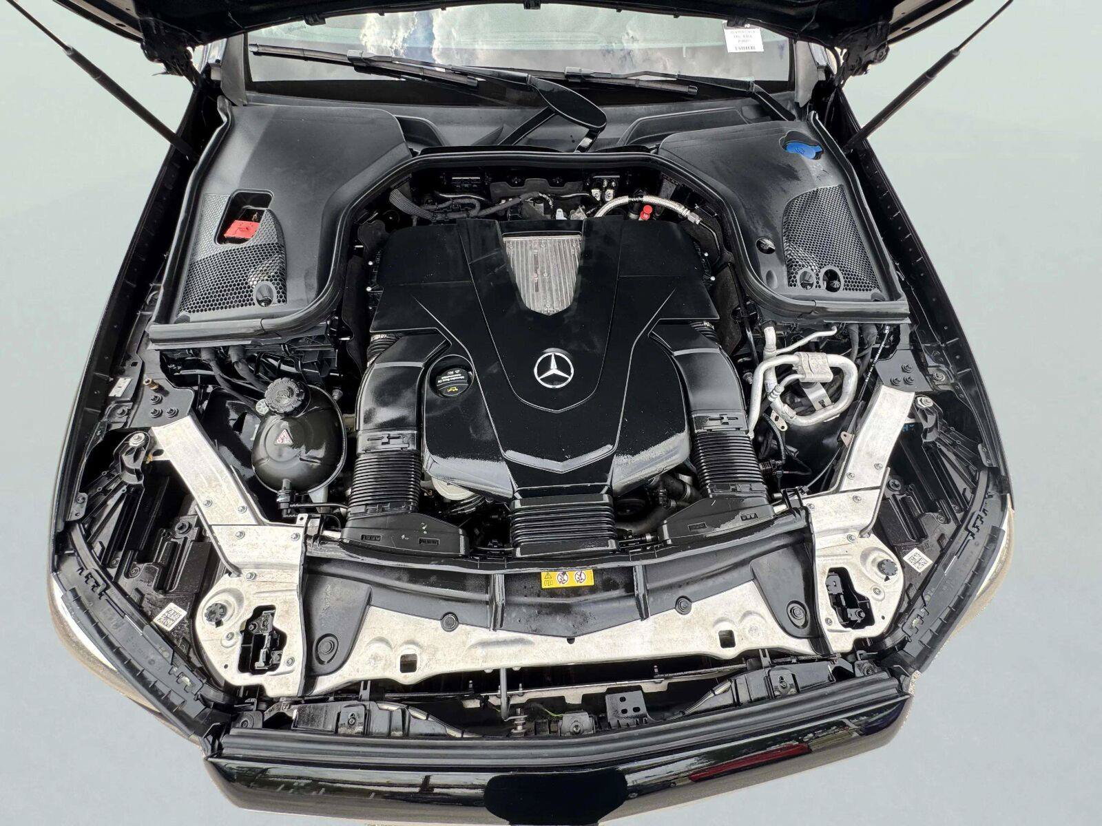 Used 2018 Mercedes-Benz E 400 Coupe image 38