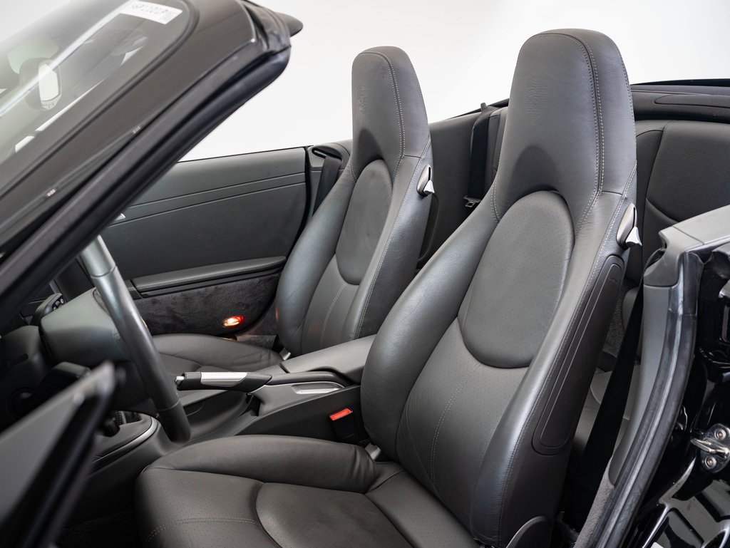 Used 2006 Porsche 911 Carrera 4S image 5