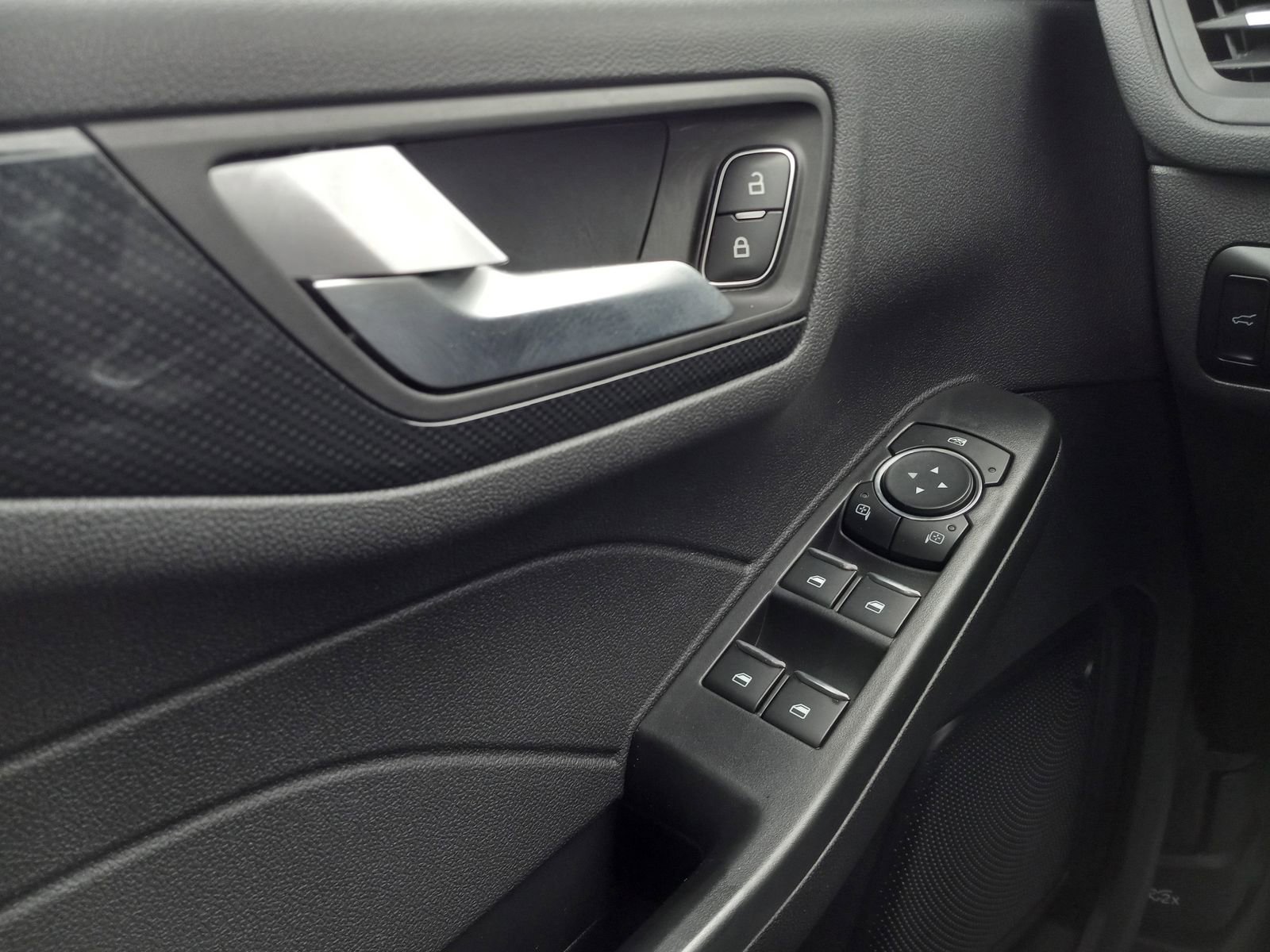 Used 2023 Ford Escape ST-Line w/ Tech Pack #1 image 25