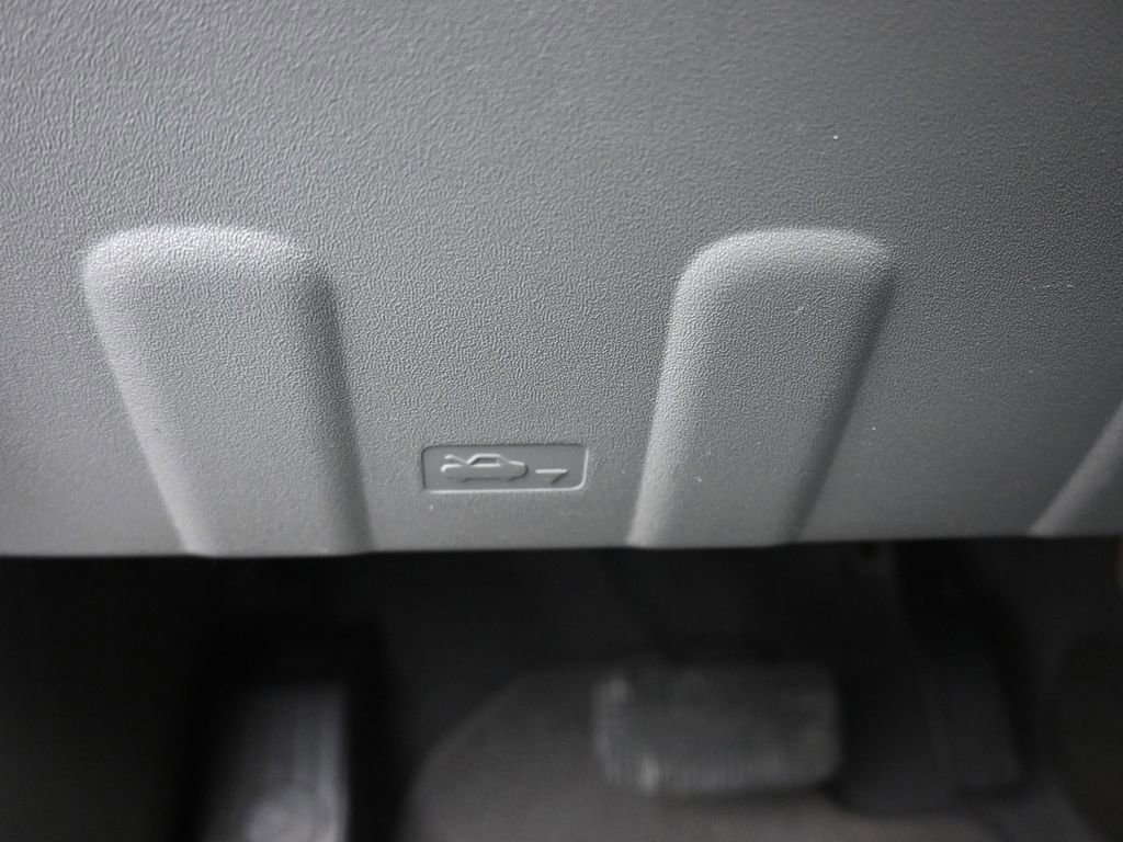 Used 2019 Nissan Frontier SV w/ Value Truck Package image 24