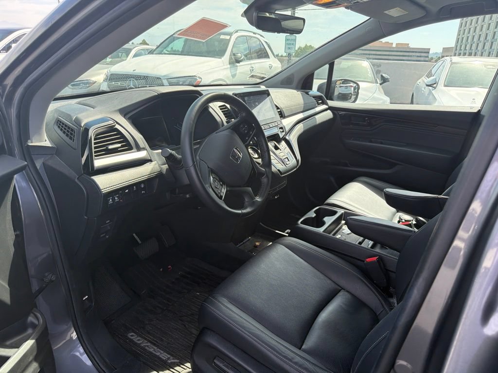 Used 2024 Honda Odyssey Touring image 4