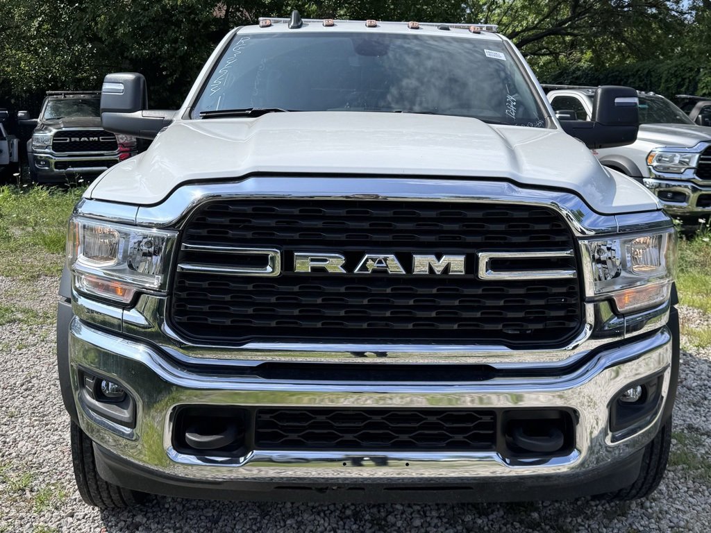 New 2024 RAM 4500 SLT w/ Quick Order Package 2YG SLT image 3