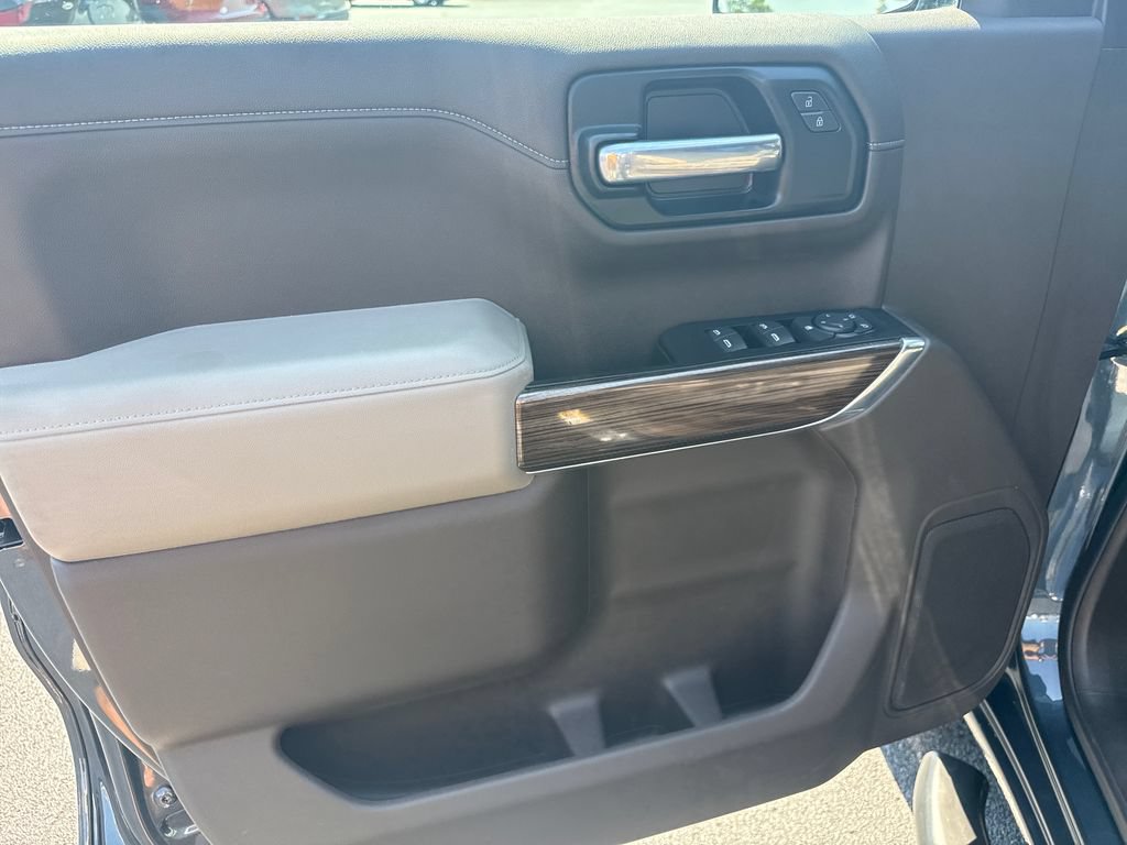 Used 2020 Chevrolet Silverado 1500 LT w/ All-Star Edition AWD/4WD image 23