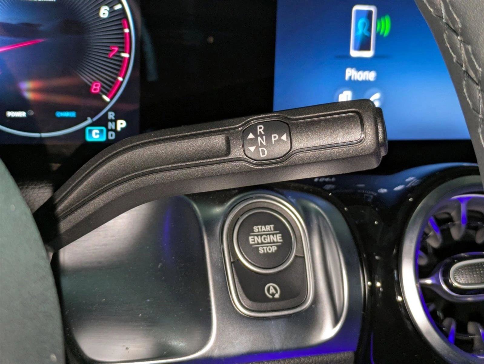 Certified 2025 Mercedes-Benz GLB 250 4MATIC image 12