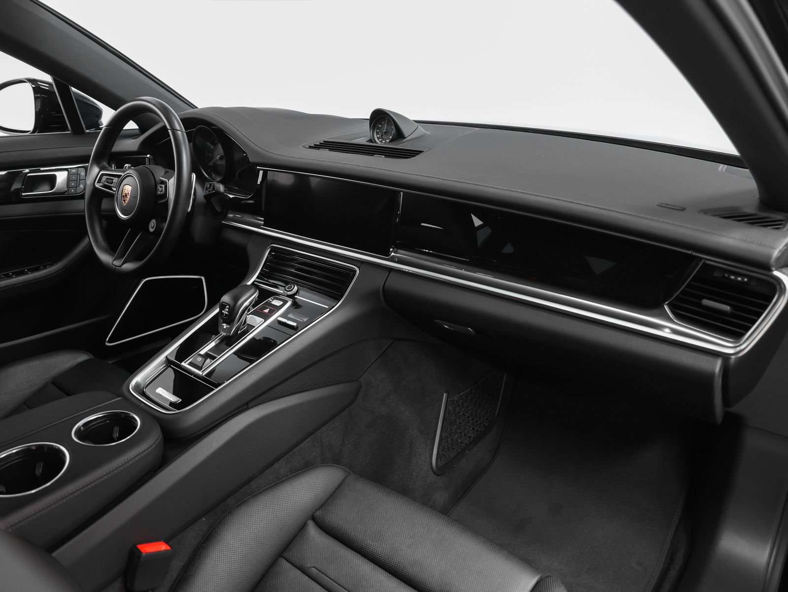 Certified 2023 Porsche Panamera AWD/4WD image 23