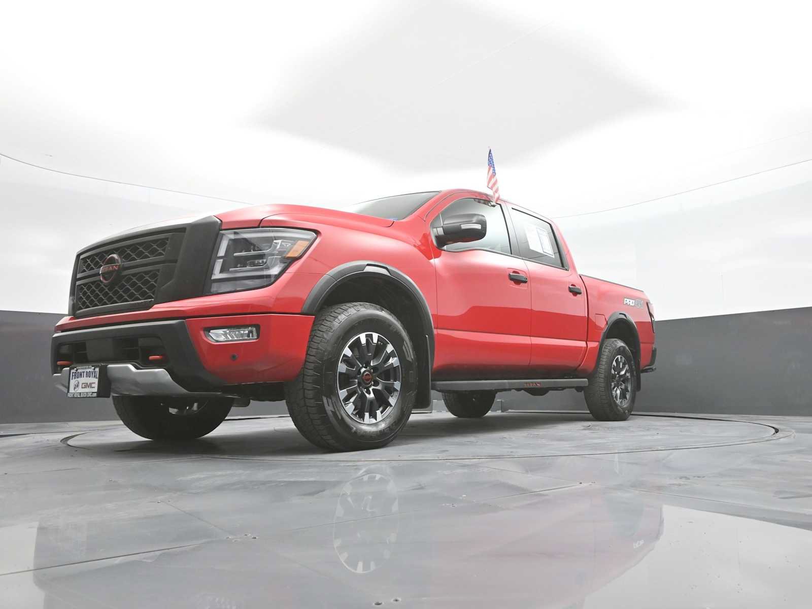 Used 2024 Nissan Titan PRO-4X w/ Pro-4x Convenience Package AWD/4WD image 37