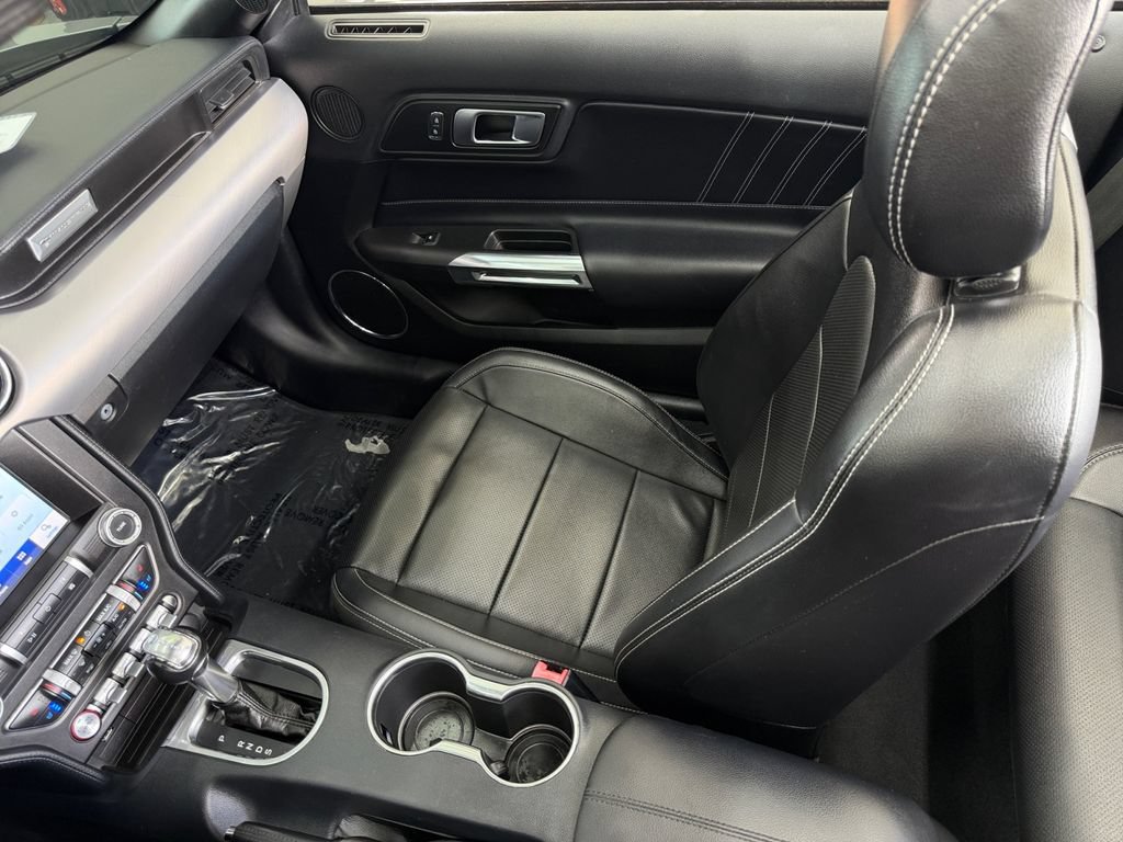 Used 2021 Ford Mustang Premium RWD image 39